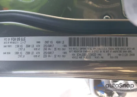 2018 Jeep Compass Latitude 4X4 z USA, uszkodzony, nr VIN 3C4NJDBB3JT230533